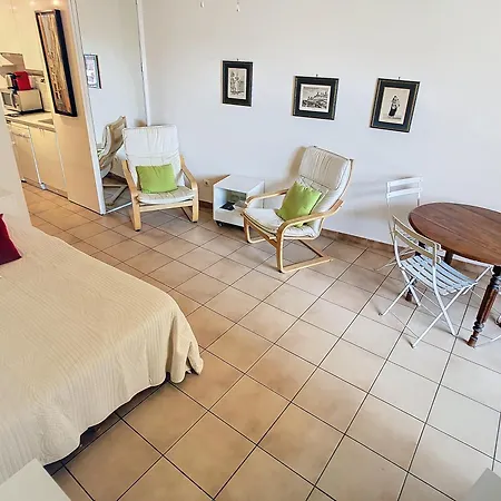 With View On Marche Forville For 2 128 Cannes